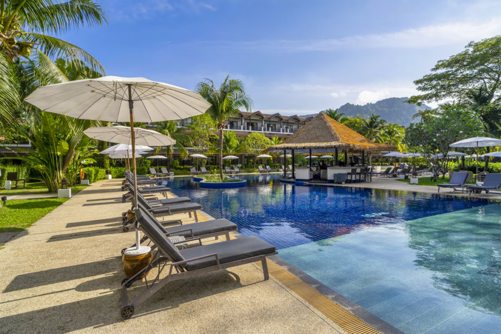 Piscine du TUI Sélection Hôtel Sunprime Kamala Beach à Phuket